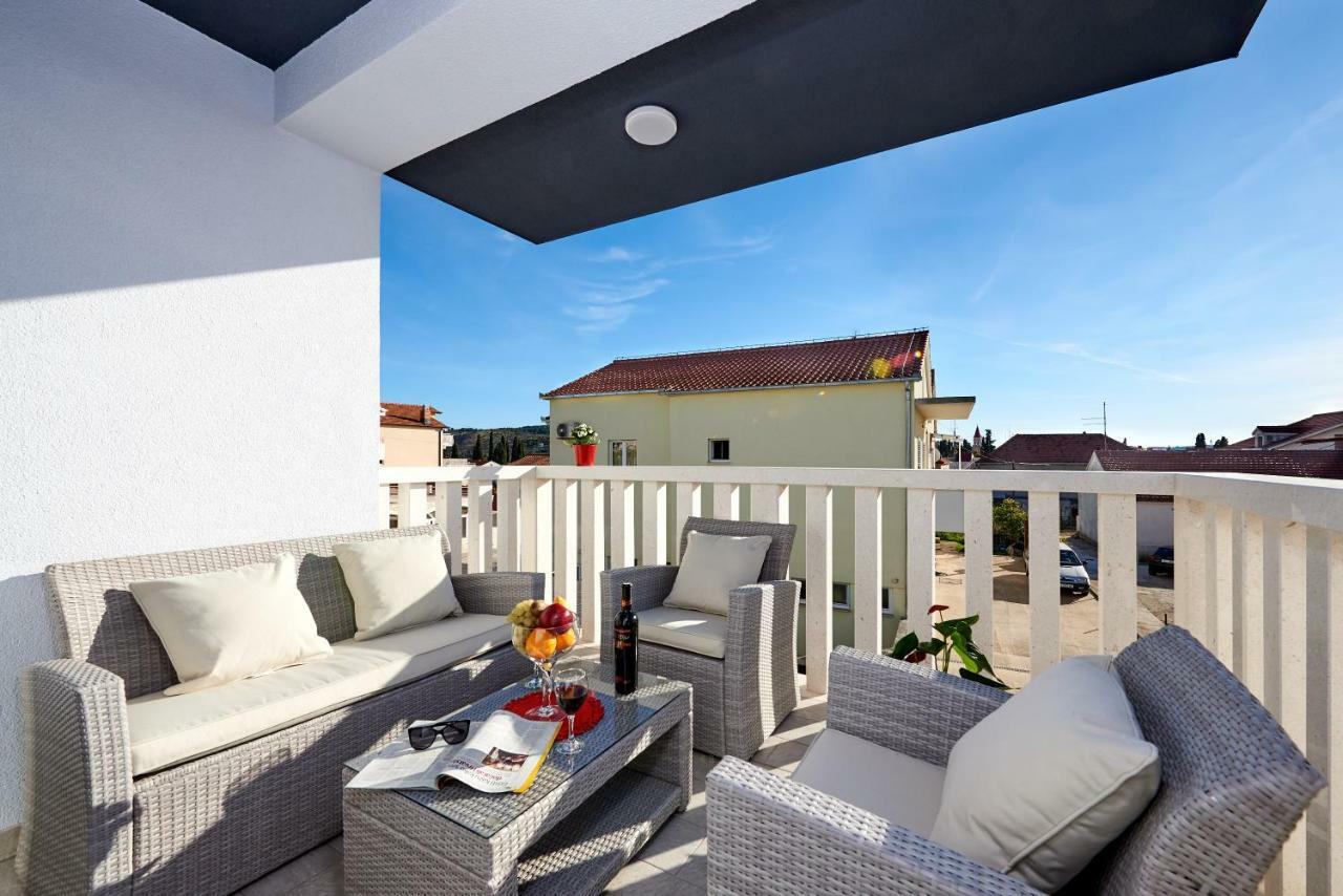 Apartment Misic โตรกีร์ ภายนอก รูปภาพ
