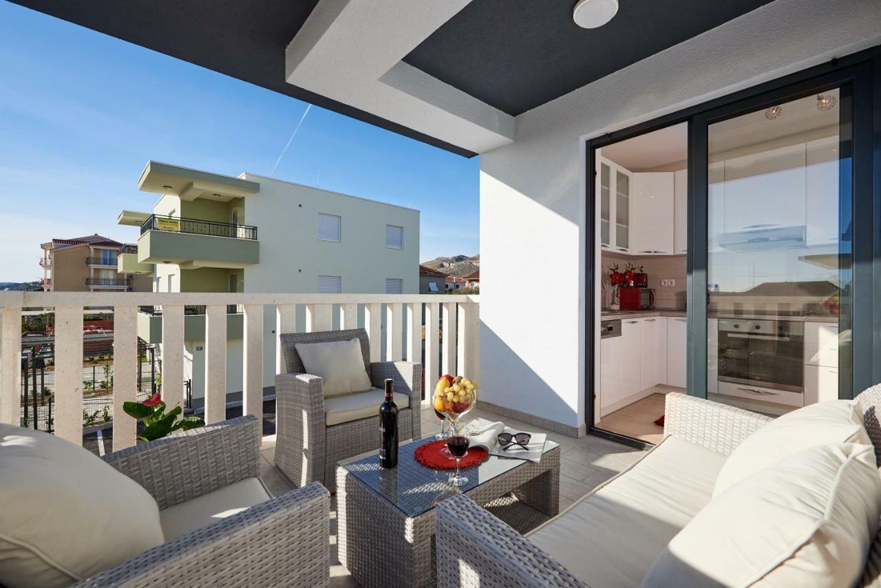 Apartment Misic โตรกีร์ ภายนอก รูปภาพ